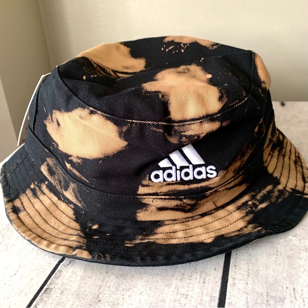 New Adidas Reverse Dye Bucket Hat